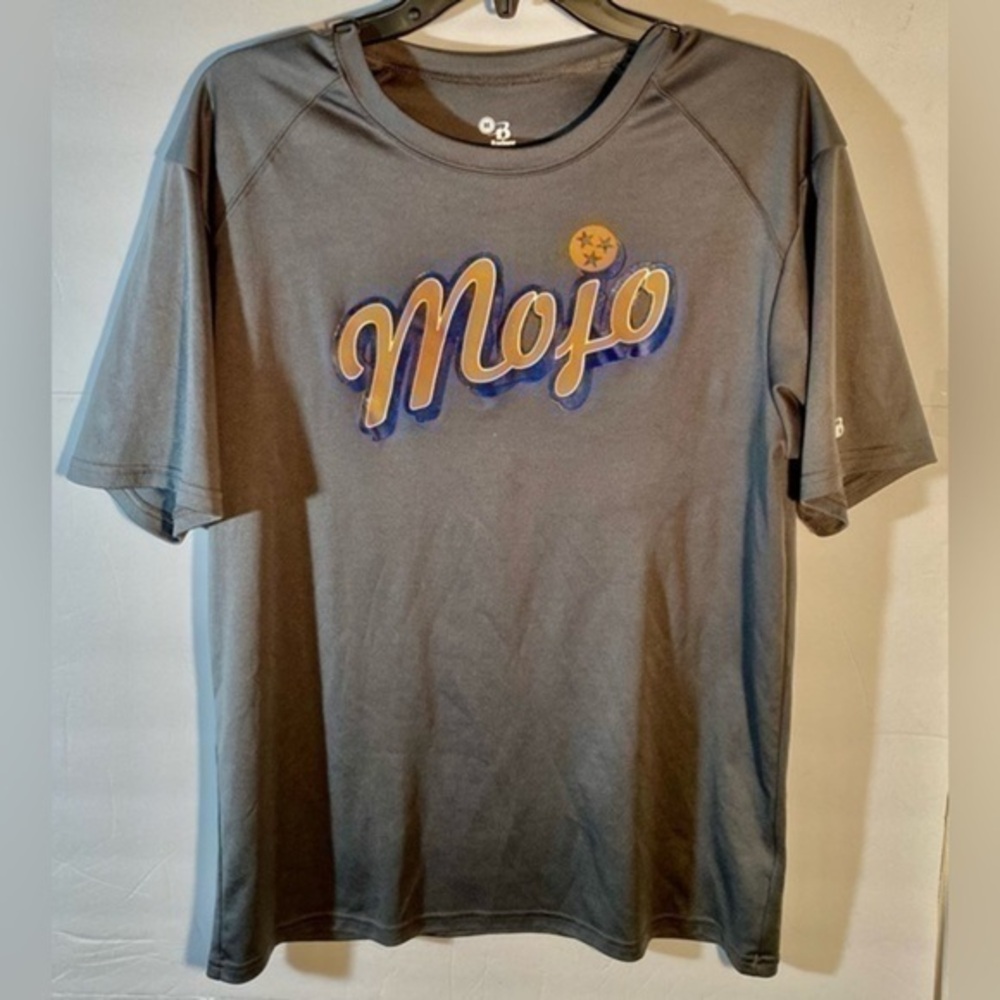 GREEN BADGER T-SHIRT (MOJO EMBLEM ON FRONT QUALITY EMBLEM ON BACK)